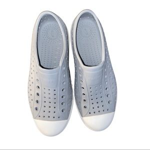 Kids Native shoes, Gray,  size J 4